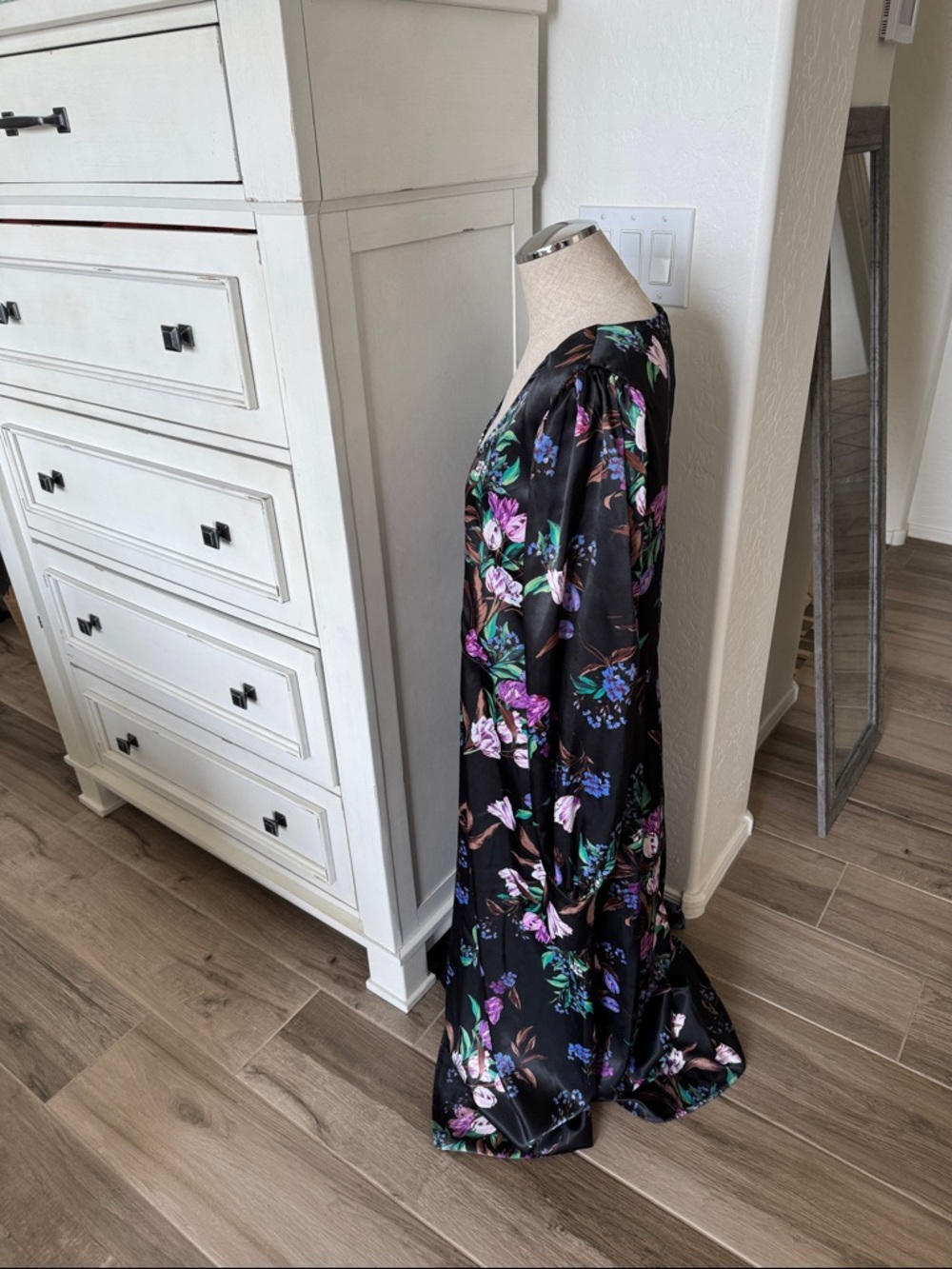 AFRM XL Vesta Noir Bouquet Maxi Dress - Picture 7 of 8